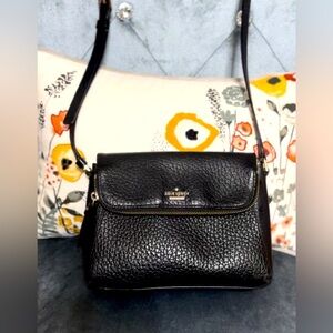 Kate Spade ♠️ New York Crossover